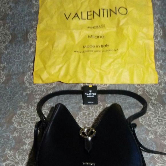 NWT Valentino Blk GENUINE Italian Leather Handbag - Picture 8 of 8